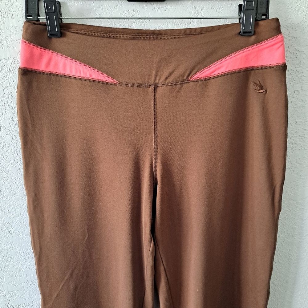 Bold Spirit Brown Capri Workout Pants - Picture 2 of 5